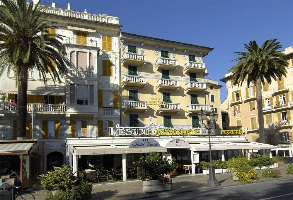 Hotel Vesuvio Rapallo Exterior foto